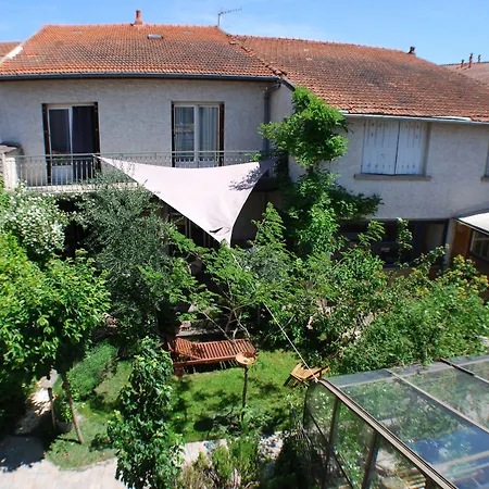 Apart-hotel L'atelier 3*